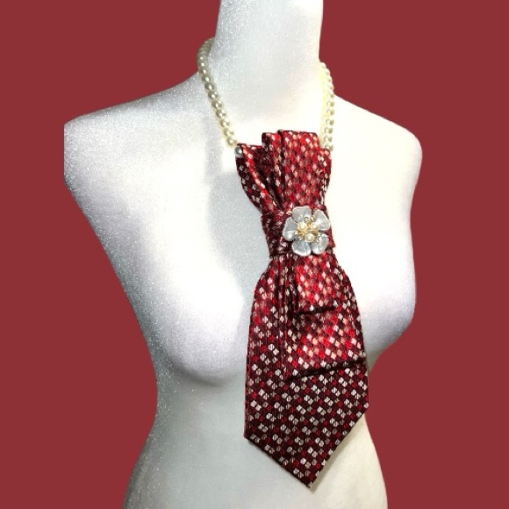 “Dainty Dapper”Red Patterned Necktie Necklace Wit… - image 3